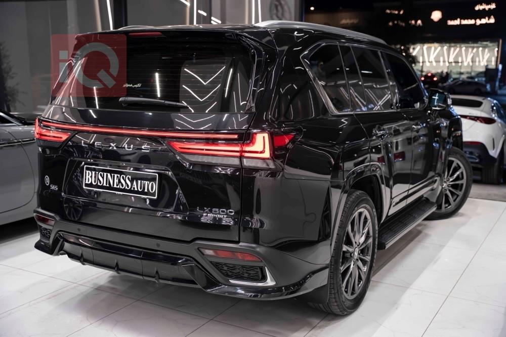 Lexus LX